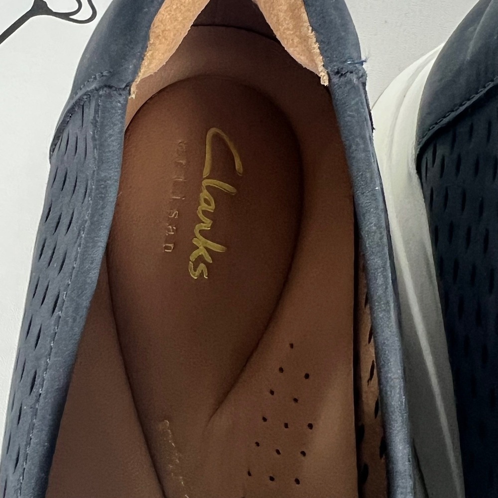 Clarks Lorini Edge Navy Nubuck Perforated Platform Loafers Womens 9.5 M - Picture 6 of 8
